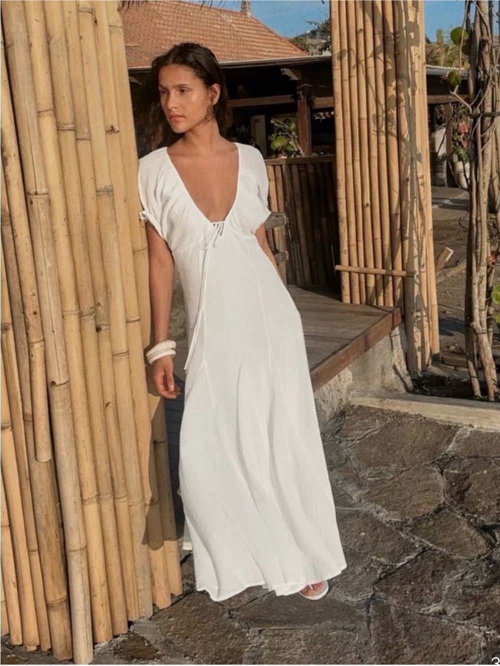 Zara White Deep V-Neck Maxi Dress